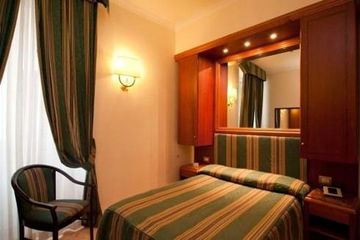 Raeli Lux Roma